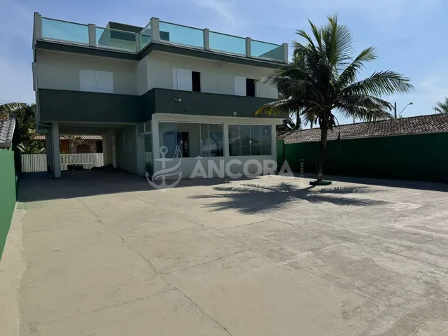 Imagem 10: Triplex, com 5 quartos pé na areia, em Itapoá SC no Balneário Cambiju