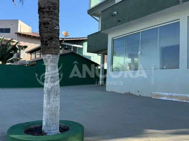 Imagem 15: Triplex, com 5 quartos pé na areia, em Itapoá SC no Balneário Cambiju