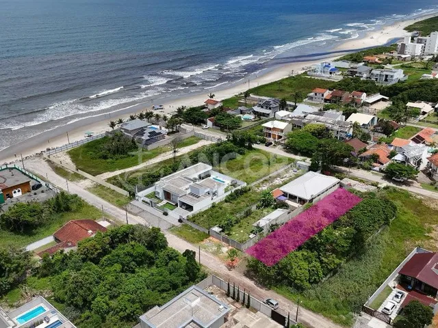 Imagem 6: Terreno na Quadra do Mar, medindo 651m², em Itapoá/Sc, no Balneário Nascimento
