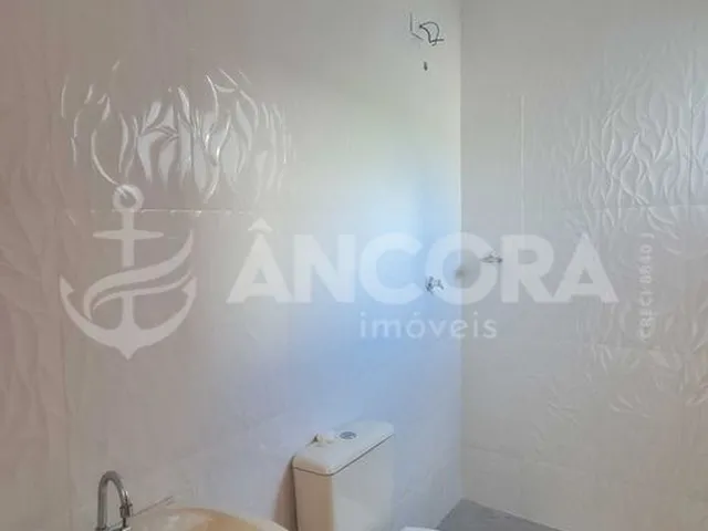 Imagem 3: Casa com 03 quartos, sendo 01 suíte + espaço de lazer com churrasqueira na Barra do Sai