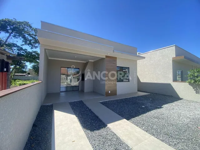 Imagem: Casa a venda com 3 quartos sendo 1 suíte