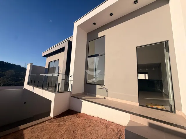 Imagem 2: Casa à venda no Real Parque em Barbacena com 3 dormitórios sendo 1 suíte