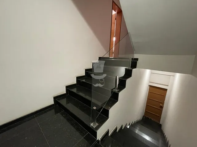 Imagem 2: Casa à venda com 4 quartos, sendo 1 suíte no bairro Boa Morte em Barbacena