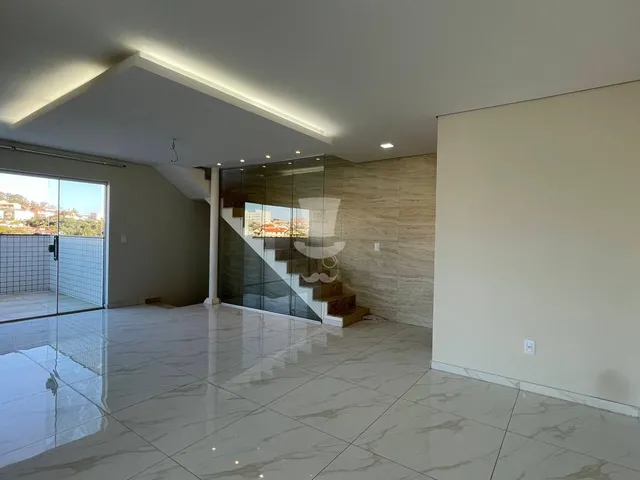 Imagem 2: Cobertura triplex à venda no bairro Centro em BARBACENA - MG