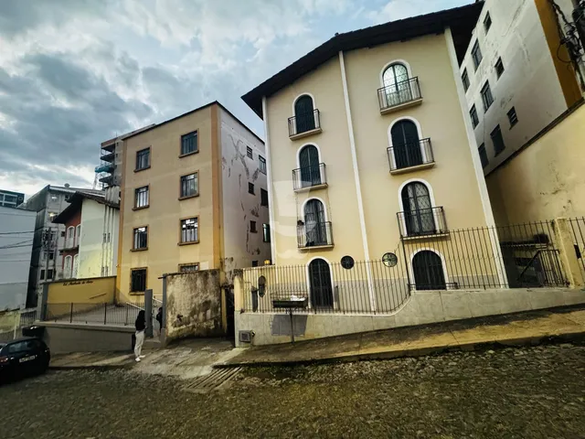 Imagem 2: Apartamento à venda com 2 dormitórios no bairro São Geraldo em Barbacena
