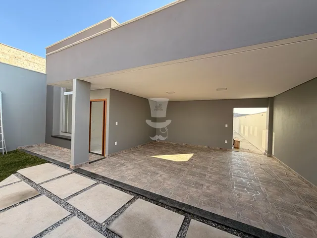Imagem 2: Casa pronta à venda no Real Parque em Barbacena - 3 quartos, suíte e 2 vagas
