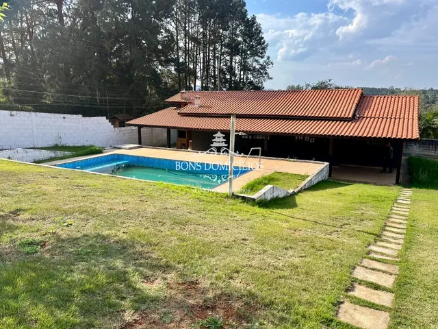 Imagem: Seu Refúgio de Campo a Poucos Minutos de