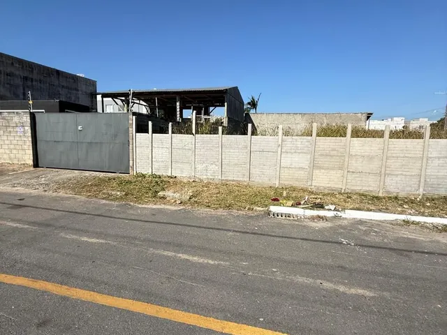 Imagem 4: Galpao para locacao em Balneario Picarras Sc