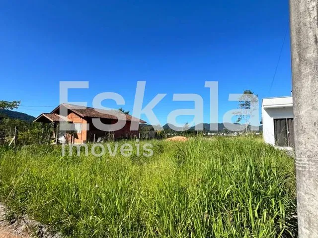 Imagem: Terreno com 337m²