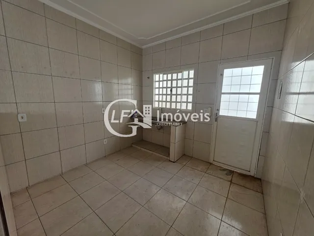 Imagem 14: Imperdível Oportunidade: Próximo Ao Colégio Militar, Bairro Coophasul - 2 Quartos, 2 Salas, 1 Banheiro, 1 Vaga!