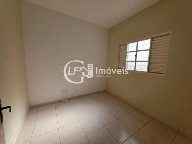 Imagem 16: Imperdível Oportunidade: Próximo Ao Colégio Militar, Bairro Coophasul - 2 Quartos, 2 Salas, 1 Banheiro, 1 Vaga!