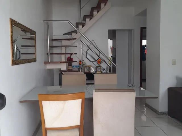 Imagem 2: Casa 4/4 com suíte em Buraquinho