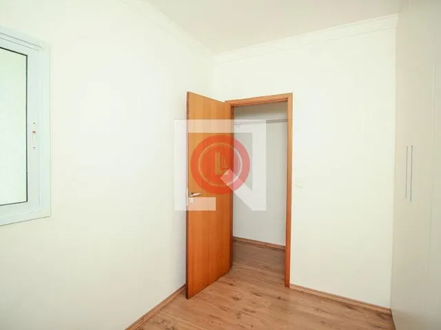 Imagem 15: Este apartamento é uma excelente opção para quem busca conforto e praticidades. Com