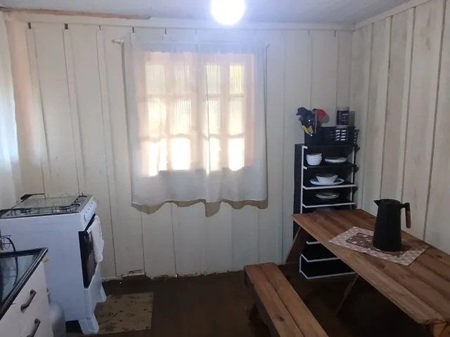 Imagem 4: Casa de madeira Casa com 2 dormitórios