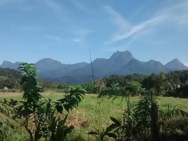 Imagem: Chácara com 4,85 hectares, rio para banho
