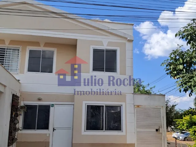 Imagem: Casa de Esquina Reformada com 3 Quartos