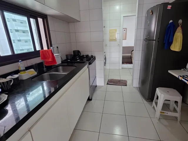 Imagem 2: Vendo Apartamento no Resort Le Parc com 142m2 reformado, varanda gourmet 3 suítes