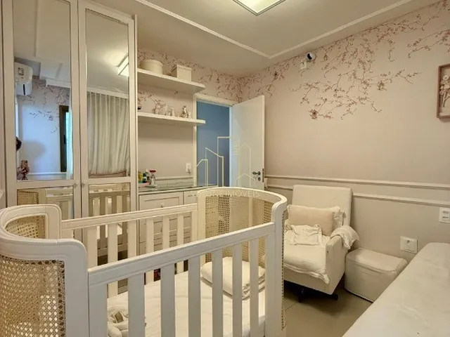 Imagem 7: Apartamento de Luxo à venda no no bairro Pituaçu com 3 quartos 2 suítes 2 salas 4