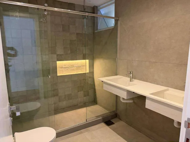 Imagem 7: Apartamento à venda em Rio de Janeiro, Copacabana, com 4 quartos, 246m²