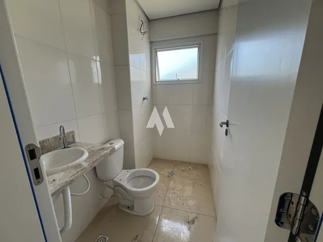 Imagem 6: Apartamento de 2 Dormitórios com Sacada e Lazer Completo em São Vicente!