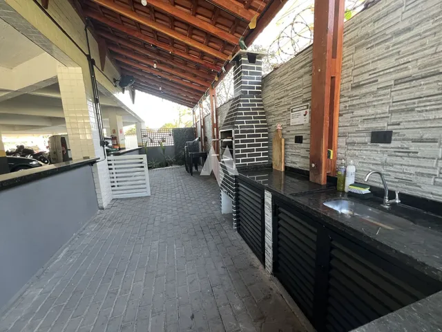 Imagem 4: Apartamento de 2 Dormitórios com Sacada e Lazer Completo em São Vicente!
