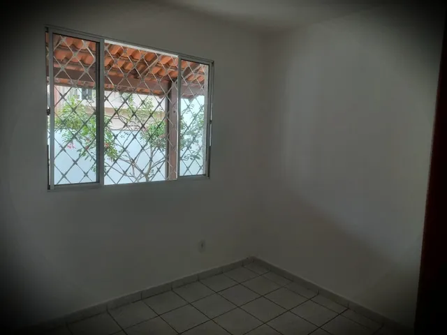 Imagem 3: Casa, Araçás, 3 Qtos, varanda, sol da manhã, garagem, portão eletrônico, quintal