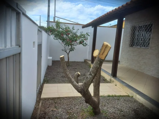 Imagem 15: Casa, Araçás, 3 Qtos, varanda, sol da manhã, garagem, portão eletrônico, quintal