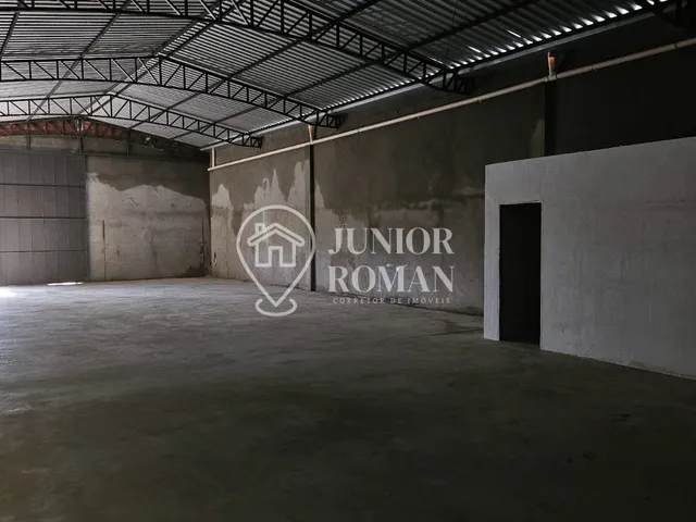 Imagem 8: Galpão 300M² Galpão / depósito com aluguel por R$4.500 /mês