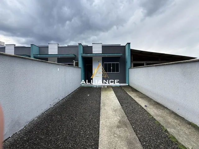 Imagem: Casa Geminada com 2 quartos, Três Rios