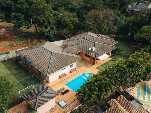 Imagem 1: CASA DE ALTO PADRÃO PARA LOCAÇÃO – RESIDENCIAL VILA VELHA