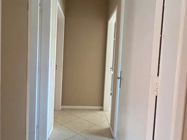 Imagem 4: Apartamento 2 dormitórios + escritório, sacada e garagem no Patronato