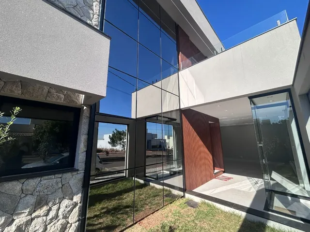 Imagem 15: Casa com 3 Dormitórios À Venda, 280 M² por R$ 2.050.000,00 - Campos Elíseos - Patos de Minas/Mg