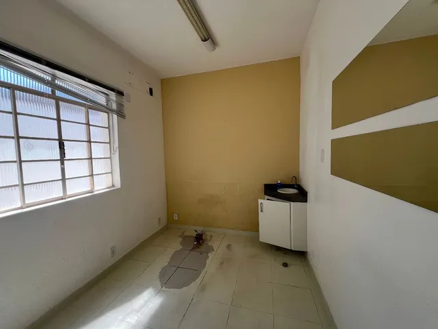 Imagem 2: Casa com 1 Dormitório para Alugar, 214 M² por R$ 7.000,00 - Centro - Patos de Minas/Mg