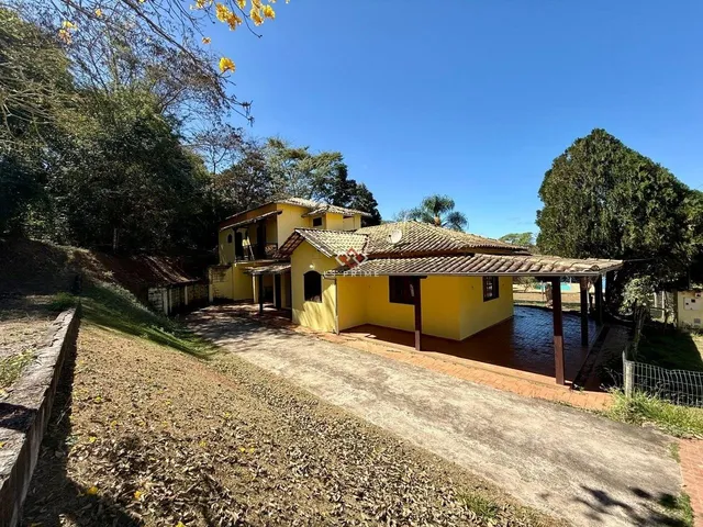 Imagem: Venda - Casas em Condomínios - 4 dormitórios