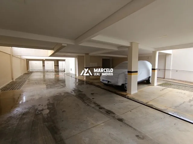 Imagem 9: Vendo apto com 3/4 suítes com dependência completa e elevador no bairro Jd Cande