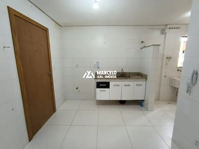 Imagem 11: Vendo apto com 3/4 suítes com dependência completa e elevador no bairro Jd Cande