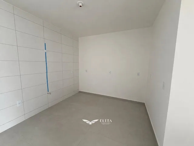 Imagem 6: Casa à Venda com 2 quartos, no bairro Meia Praia - Navegantes