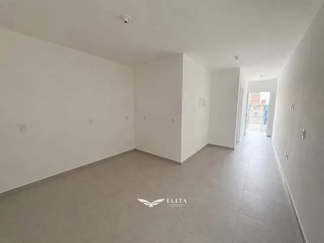 Imagem 16: Casa à Venda com 2 quartos, no bairro Meia Praia - Navegantes
