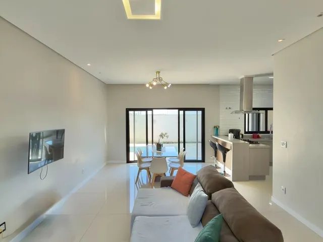 Imagem 4: Casa em condomínio com 4 dormitórios