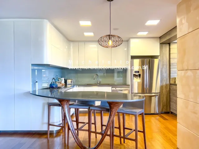 Imagem 8: Oportunidade única de adquirir um incrível apartamento de alto padrão com 4 quartos