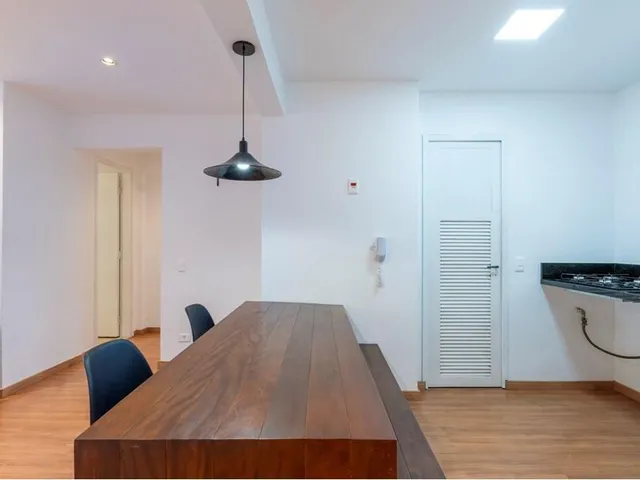 Imagem 6: Apresentamos um apartamento funcional de 70m² no 14º andar do Condomínio . O imóvel