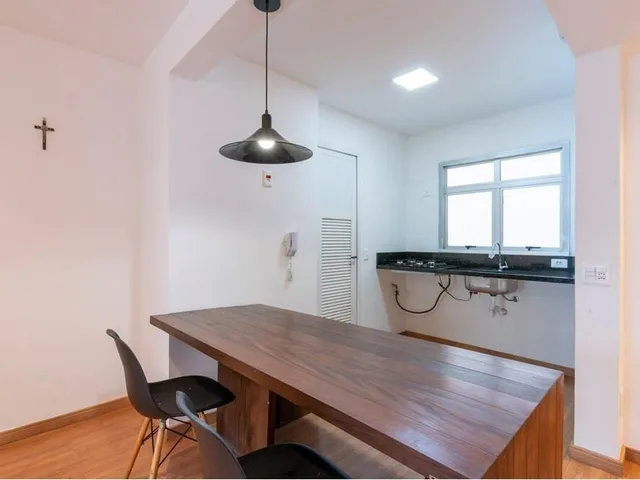Imagem 8: Apresentamos um apartamento funcional de 70m² no 14º andar do Condomínio . O imóvel