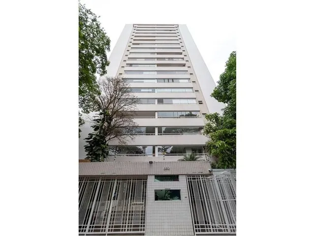 Imagem 1: Apartamento à venda no Condomínio Vertical Villagio Arandu, localizado em uma das