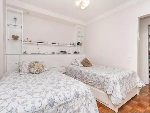 Imagem 9: Desfrute desse apartamento localizado no 2* andar . Com um total de 4 dormitórios