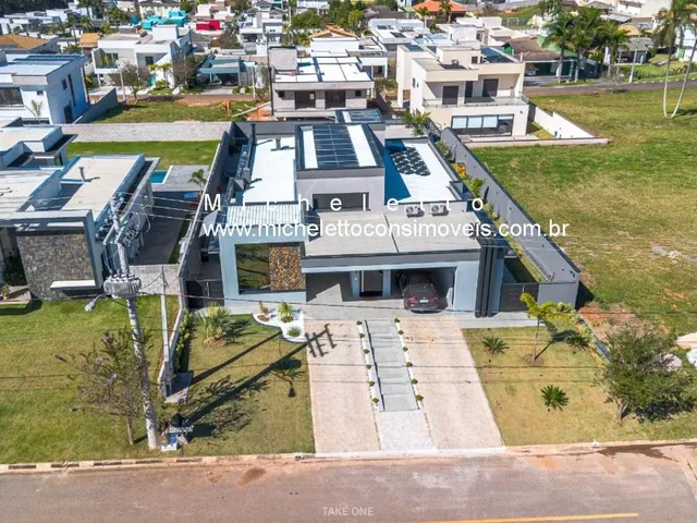 Imagem 1: 0 Casa com 4 dormitórios