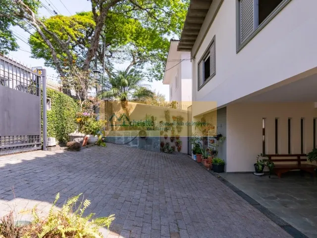 Imagem: Sobrado à venda com 287m² de área útil