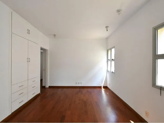 Imagem: Apresentamos uma ampla casa residencial