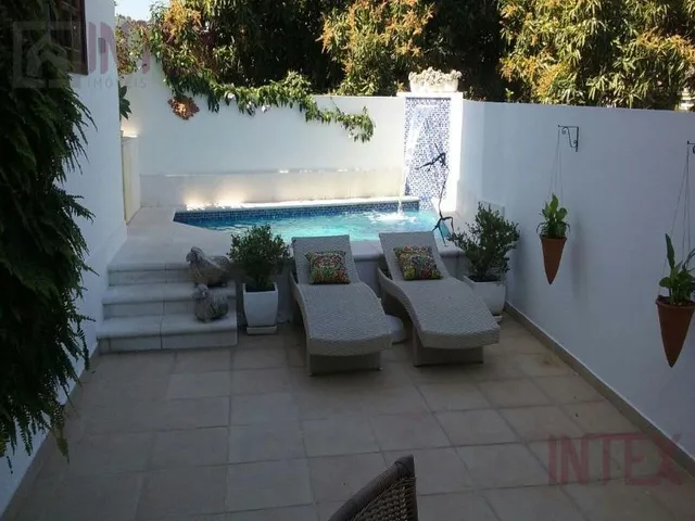 Imagem: CASA RESIDENCIAL em Niterói - Rio de Janeiro