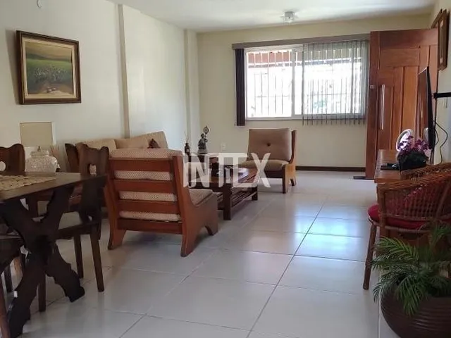 Imagem 7: CASA RESIDENCIAL em Niterói - Rio de Janeiro, Sapê