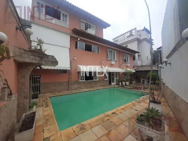 Imagem: CASA RESIDENCIAL em Niterói - Rio de Janeiro